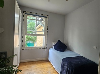 Room in a Shared House, Parkland Road, N22
