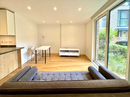 1 Bed Flat, Cleveley Court, SE16
