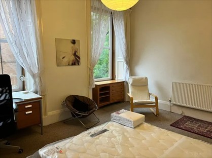 3 Bed Flat, Panmure Place, EH3