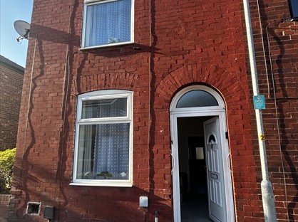 2 Bed Semi-Detached House, Ashworth St, M35