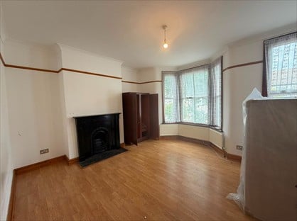 2 Bed Flat, Simonds Road, E10