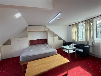 Studio Flat, North Road, UB1