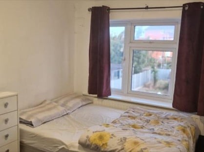 Room in a Shared House, Ivyhouse Road, RM9
