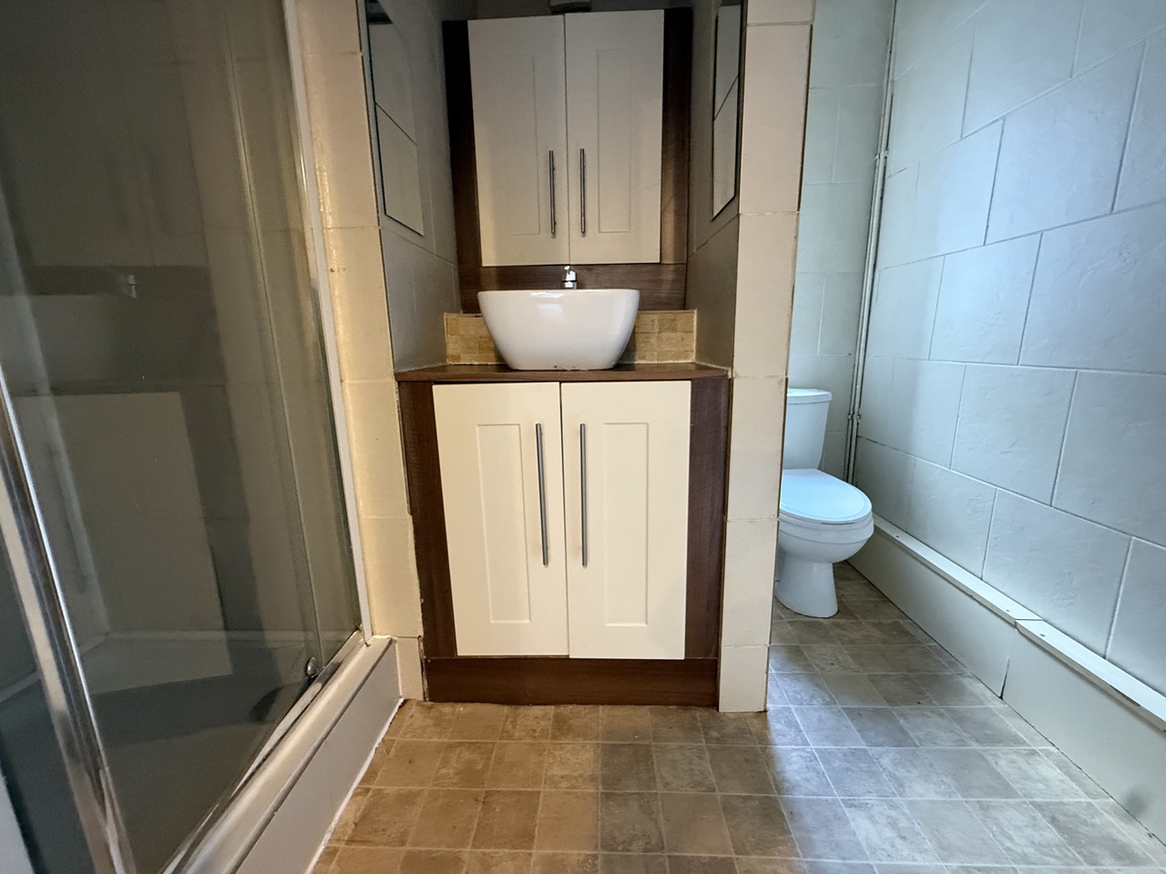 1 Bed Flat, Humberstone Gate, LE1 photo 5