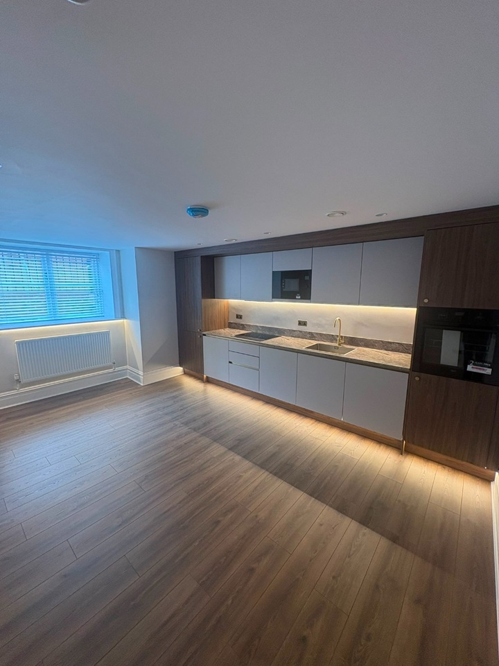 3 Bed Flat, Ullet Road, L8 photo 3