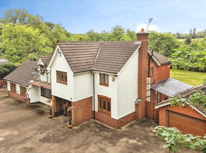 Room in a Shared House, Broxhill Road, RM4