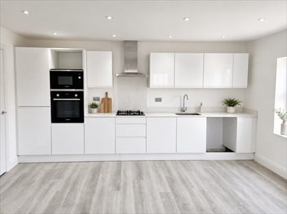 2 bed flat/apartment for rent in 2 Bed Flat, Frontier Court, GU21