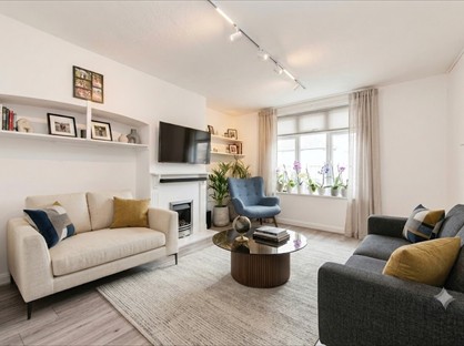 2 Bed End Terrace, Fortescue Road, HA8