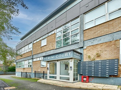 1 Bed Flat, Hemini Court, WD6