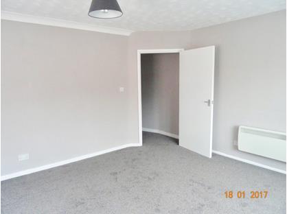 2 Bed Flat, Ward Street, PR5