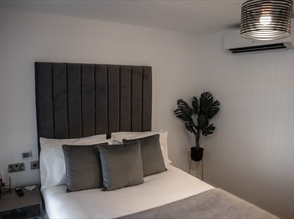 Studio Flat, Volume Works, B19