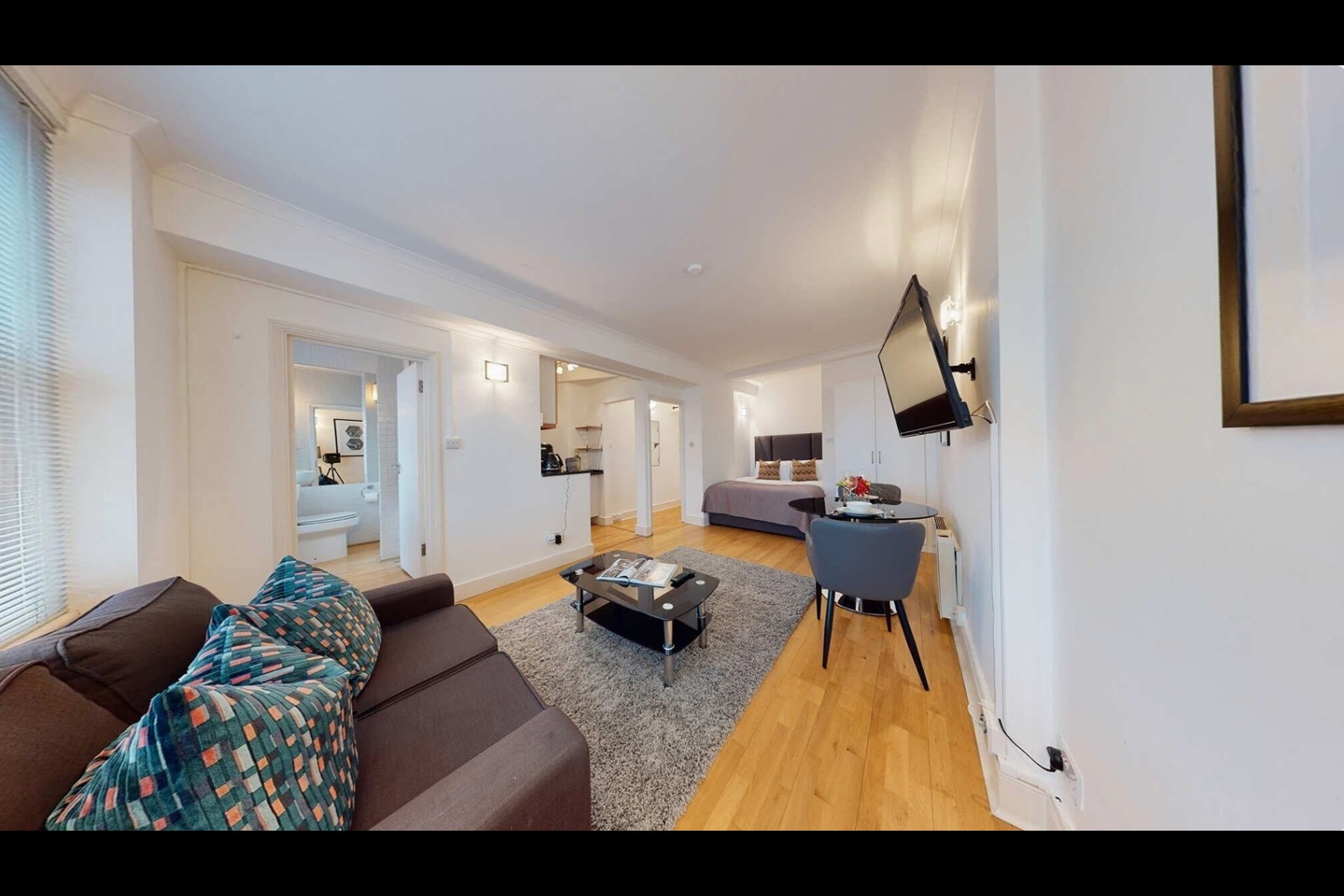 Studio Flat, Hill St, W1J, N1 7GU photo 5