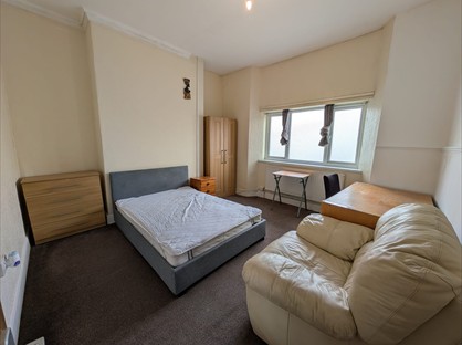 Room in a Shared House, King Edward's Road, SA1
