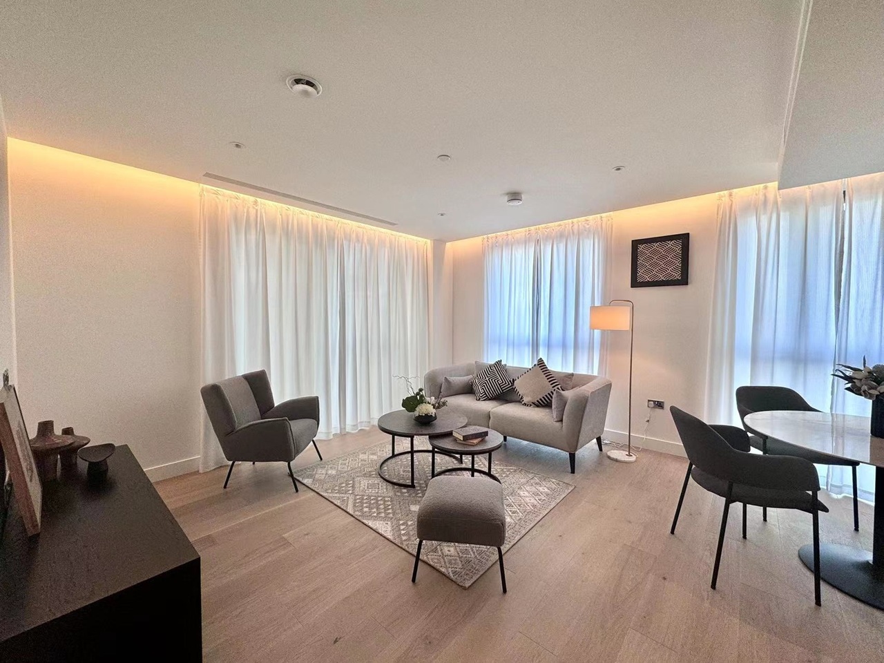 2 Bed Flat, Dispatch House, WC1X, N1 7GU