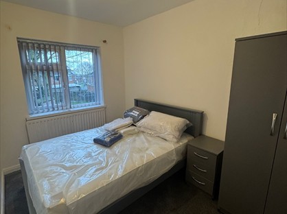 4 Bed Semi-Detached House, Lambeth Road, B44