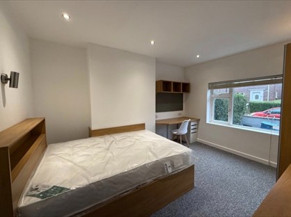 Room in a Shared House, Roundhill Place, BD1