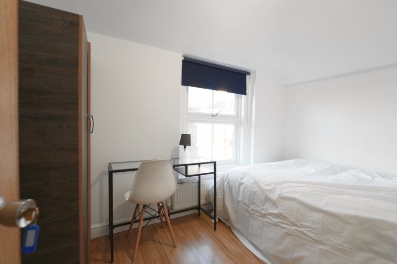 Room in a Shared Flat, Court Street, E1 photo 2