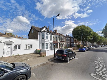 Studio Flat, Central Park Road, E6