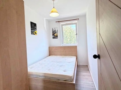 4 Bed Maisonette, Smythe St, E14