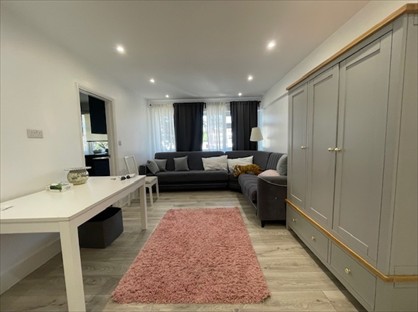 1 Bed Flat, Erskine Court, HA3