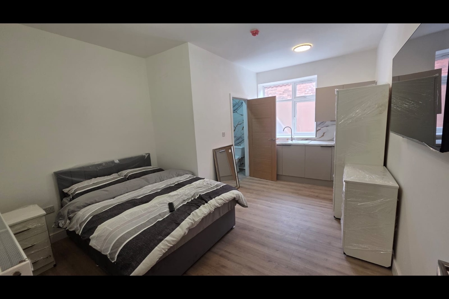 Studio Flat, Sparkhill, B11 photo 3
