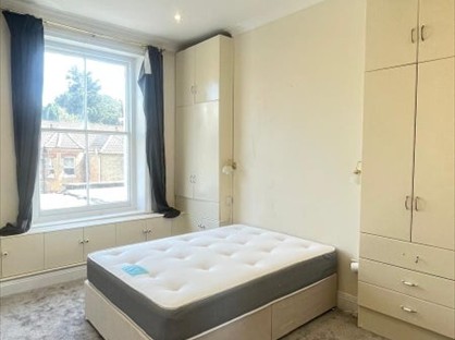 3 Bed Flat, Old Christchurch Road, BH1