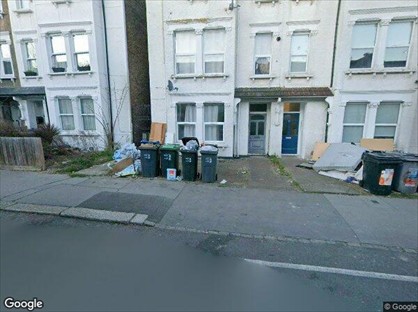 Studio Flat, Whitworth Road, SE25