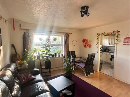 2 Bed Flat, Elizabeth Court, CV6