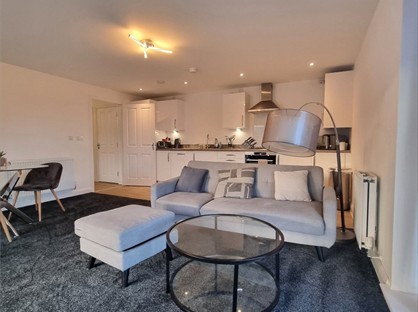 2 Bed Flat, Darwin House, B5