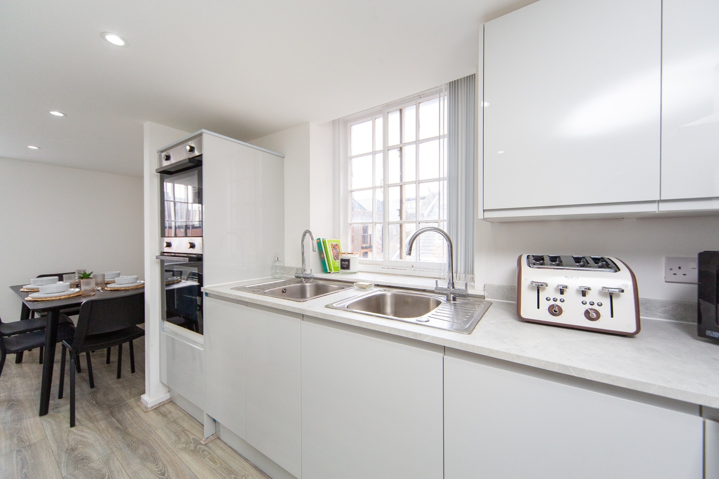 7 Bed Flat, Parr Street, L1 photo 2