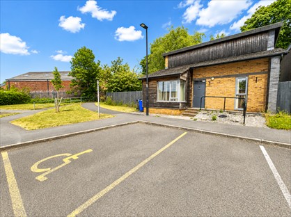 2 Bed Bungalow, St Aidans Way, S2