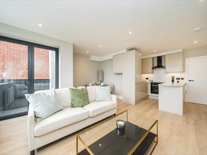 2 Bed Flat, Foundry House, SW19