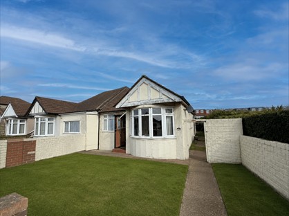 3 Bed Semi-Detached House, East Rochester Way, DA15