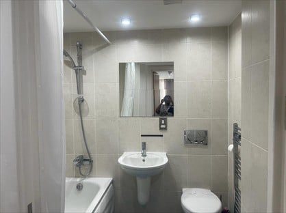 2 Bed Flat, Headstone Road, HA1
