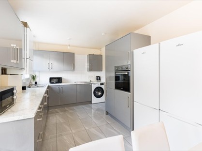 Room in a Shared House, Leeson Walk, B17