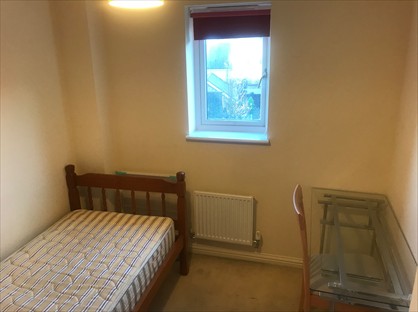 6 Bed Terraced House, Circus Drive, CB4