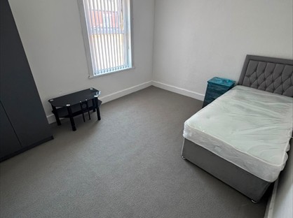 4 Bed Terraced House, Kingsley St, WS2