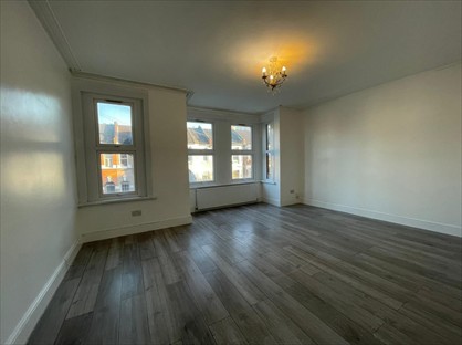 3 Bed Flat, Radley Road, N17