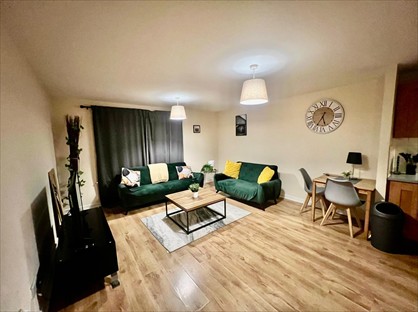 2 Bed Flat, Charlotte St, G1