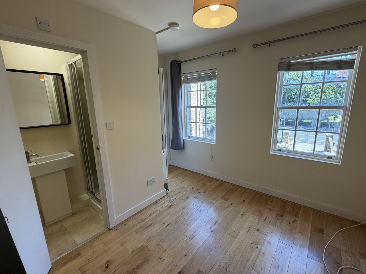 3 Bed Flat, Brixton Road, SW9 photo 3
