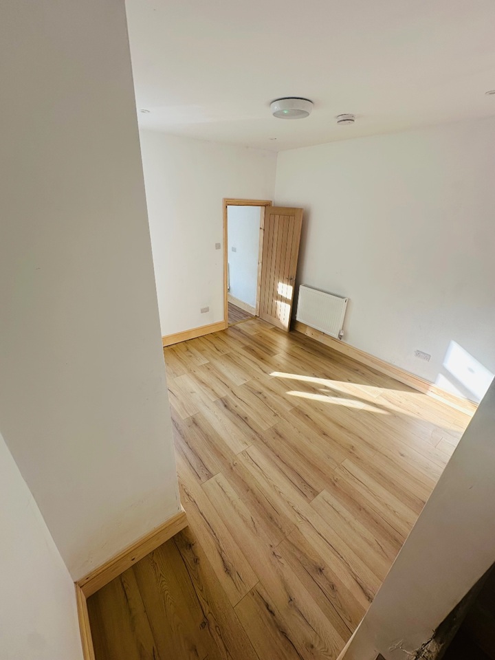 2 Bed Terraced House, Walter St, DE1 photo 4