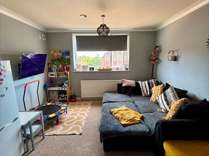 2 bed flat/apartment for rent in 2 Bed Flat, Maple Leaf House, BN13