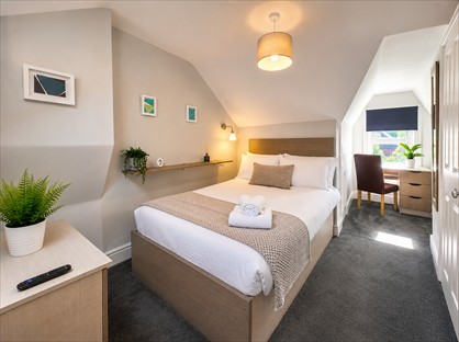 Room in a Shared House, Waverley Road, RG30