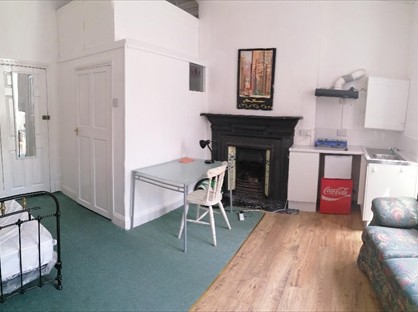 1 Bed Flat, Ravenswood Road, BS6