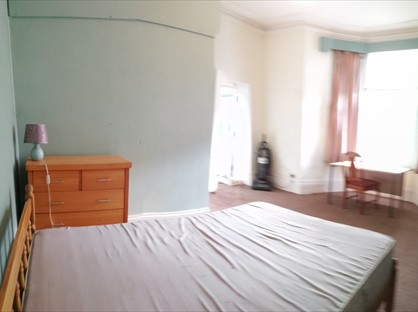 1 Bed Flat, Ravenswood Road, BS6