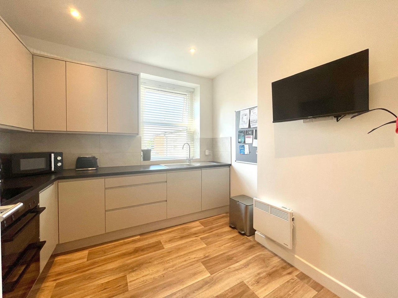 Room in a Shared Flat, Staple Hill, BS16 photo 3