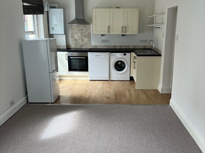 2 Bed Flat, Clyde Road, BS4