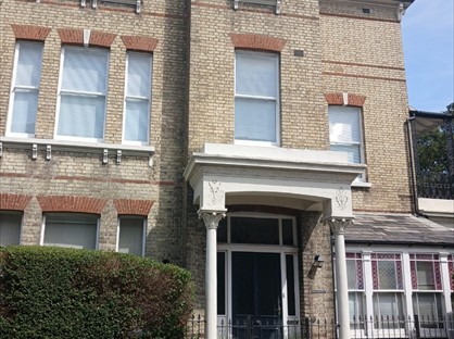 2 Bed Flat, Adrian Square, CT8