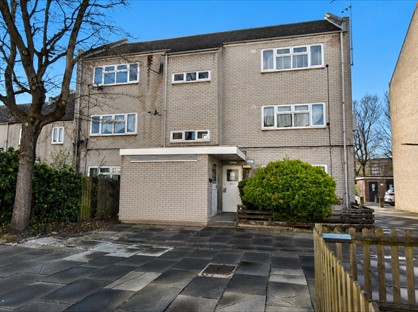 2 Bed Flat, Poplar Place, SE28
