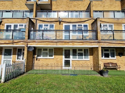 2 Bed Flat, Bredhurst Close, SE20